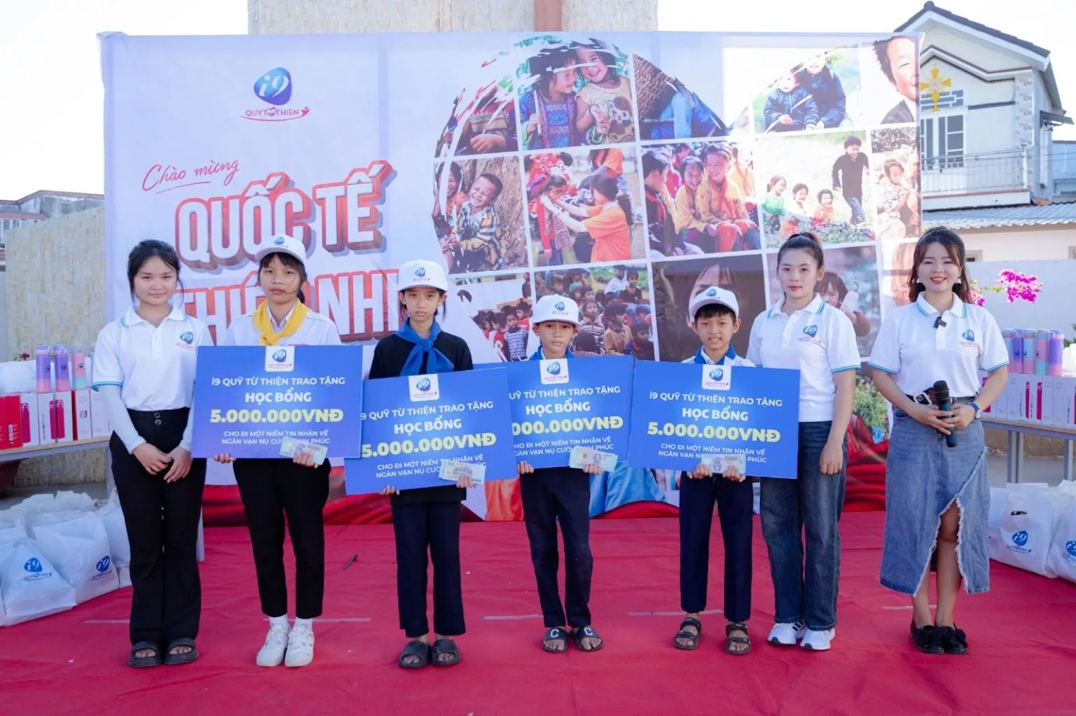 Biểu tượng giao tiếp lịch sự